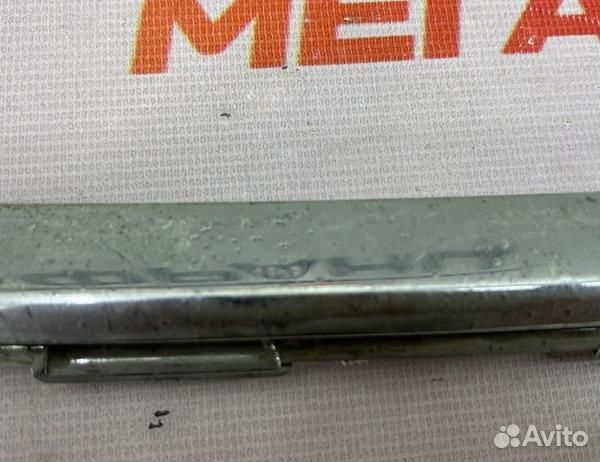 Молдинг решетки радиатора Citroen C5 X7 седан