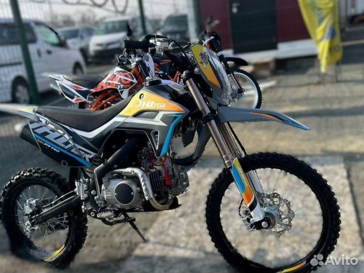 Мотоцикл питбайк JHL LK24 YX140EM 19/16