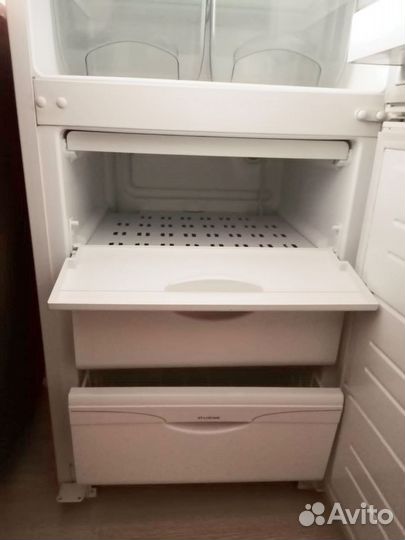 Продам холодильник Атлант
