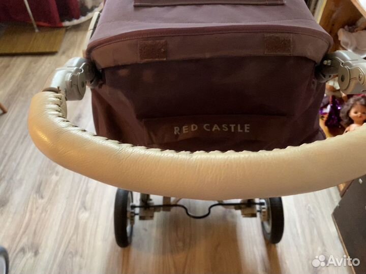 Коляска трехколёсная Red Castle Wiss (Франция)