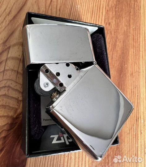 Зажигалка zippo