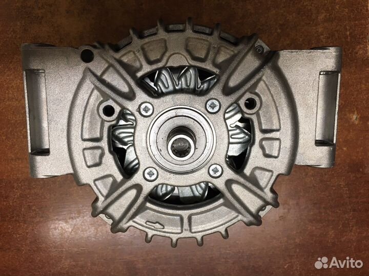 Генератор Land Rover LR 007089 Новый