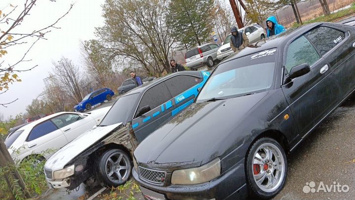 Nissan Laurel 2.5 AT, 1998, 350 000 км