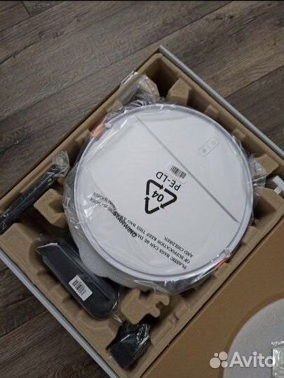 Робот пылесос