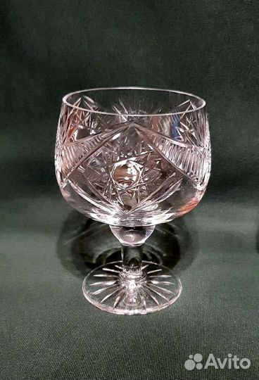 Бокалы и рюмки, хрусталь