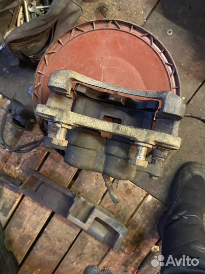 Суппорт передний правый Great Wall Hover H3