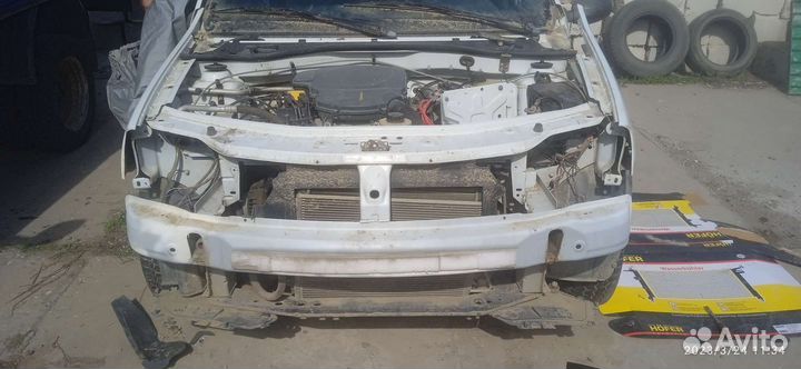 Запчасти на renault logan 1