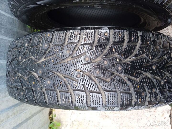 Зимняя резина 215 70 r16