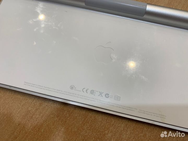 Apple Magic Keyboard 1