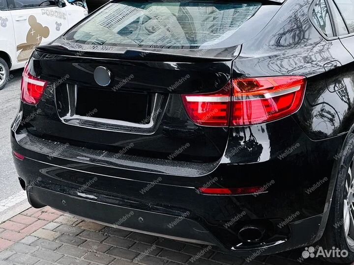 Спойлер BMW X6 E71 M4 черный глянец