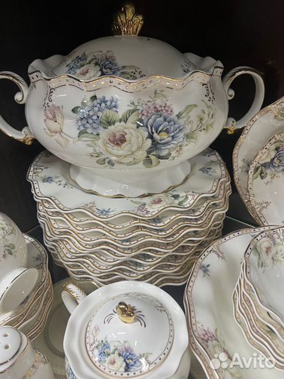 Чайно столовый сервиз