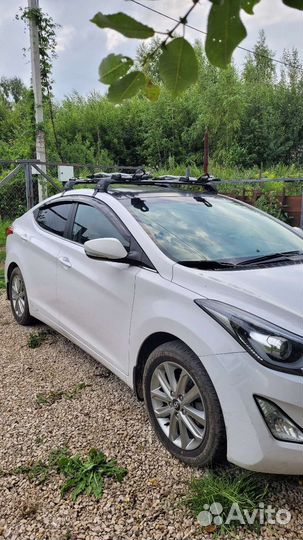 Багажник Yakima на крышу Хендай Элантра