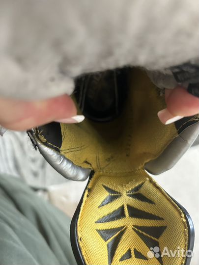 Хоккейные коньки bauer профессиональные