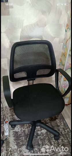 Компьютерное кресло