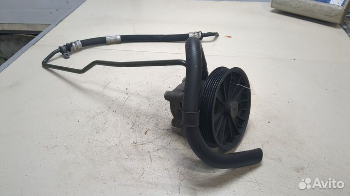 Гур Volvo V70, 2003