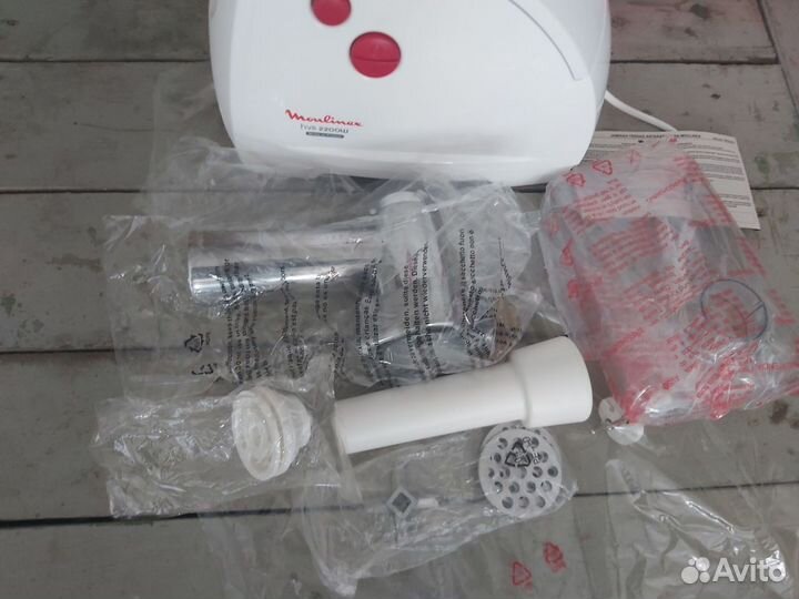 Мясорубка электрическая moulinex HV8