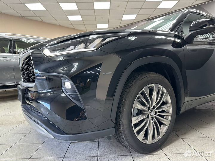 Toyota Highlander 2.0 AT, 2023, 1 км