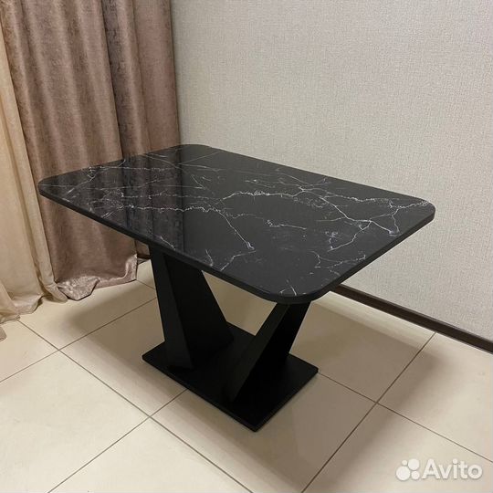 Стол кухонный 