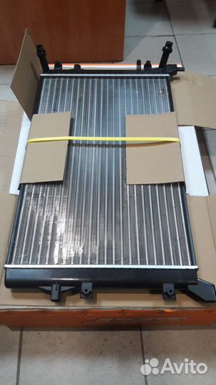 Радиатор дополнительный VAG 1.2 / 1.4 TSI