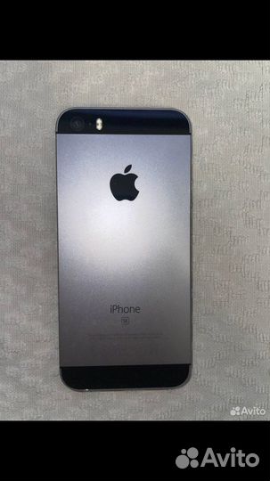 iPhone SE, 32 ГБ