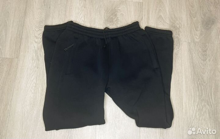 Спортивные штаны