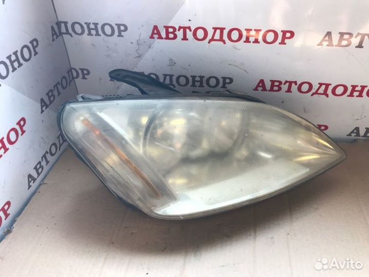 Фара галогеновая передняя правая Ford C-Max 2004