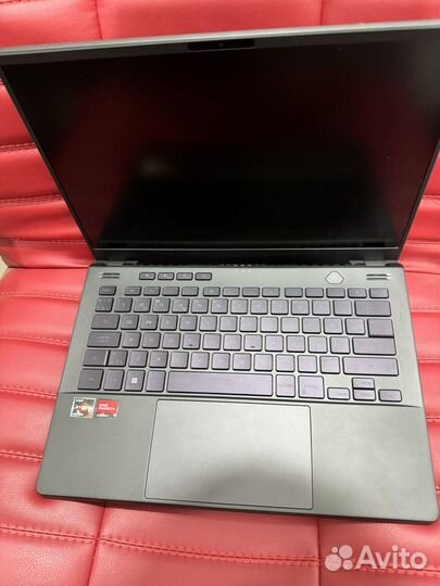 Asus rog zephyrus g14