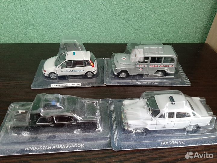 Полицейские машины мира в блистерах (1) 1/43