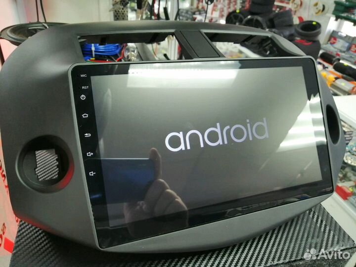Магнитола на RAV4 Toyota на Android