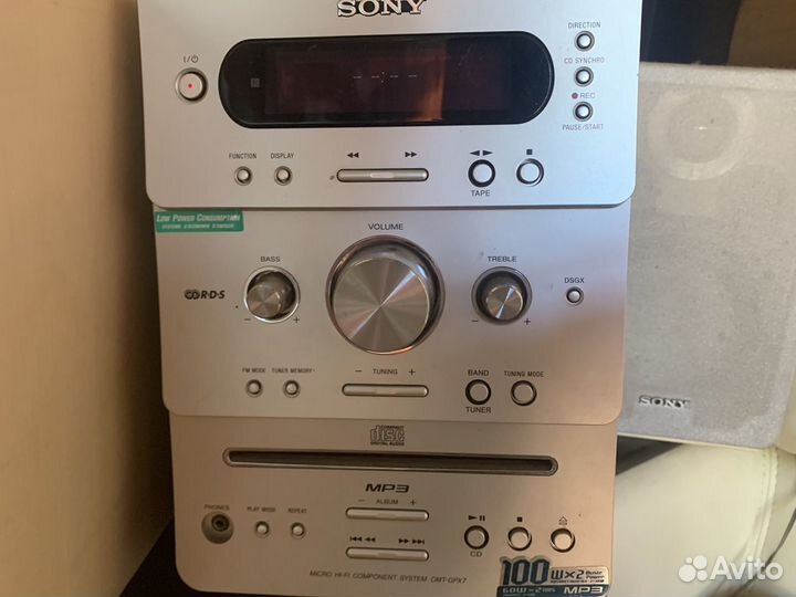 Музыкальный центр