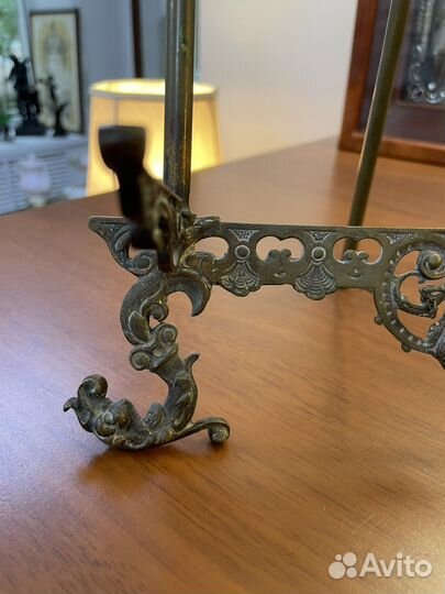 Антикварная подставка для картин / книг