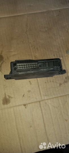 Блок управления центральным замком Mercedes W124