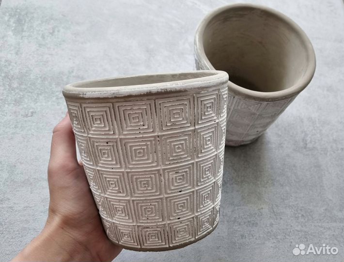 Горшок для цветов 2шт б/у
