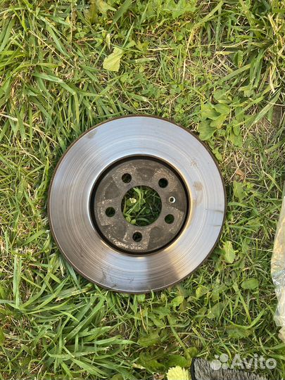 Передние тормозные диски 288мм оригинал Volkswagen