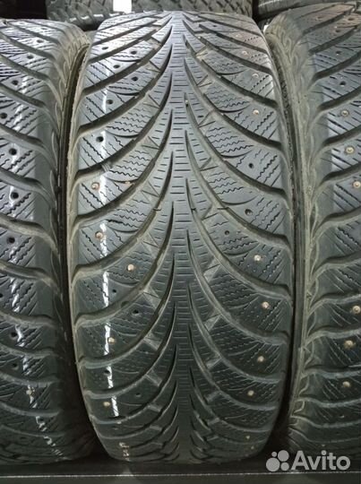 Goodyear UltraGrip Extreme 205/55 R16 116Z