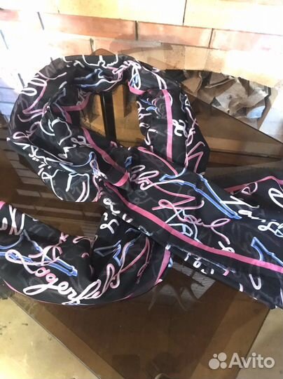 Karl lagerfeld палантин. Оригинал