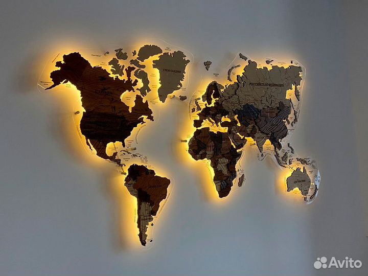 Карта мира из дерева Томск