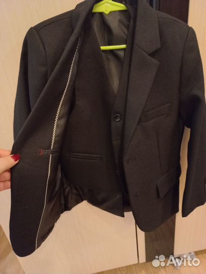 Костюм тройка на мальчика120см
