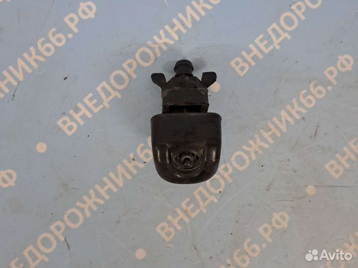 Омыватель фар Mitsubishi L200 2005 год