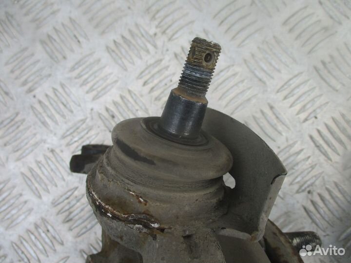 Кулак поворотный передний Kia Ceed 1 рест