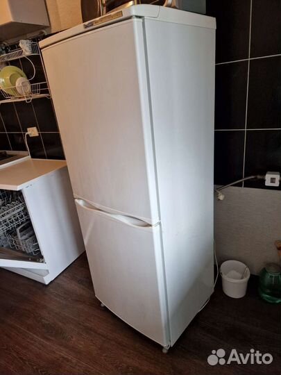 Холодильник