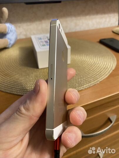 iPhone 5S, 16 ГБ