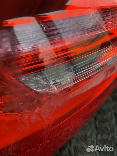 Задняя левая стоп фара audi A6 C7 (дефект)