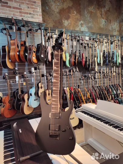 Электрогитара Ibanez GRG121DX-BKF (новая)