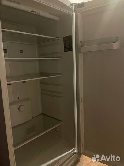 Холодильник Hotpoint HBM 1201.4 F