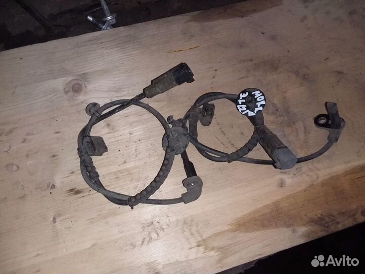 Датчик ABS задний Opel Мокка