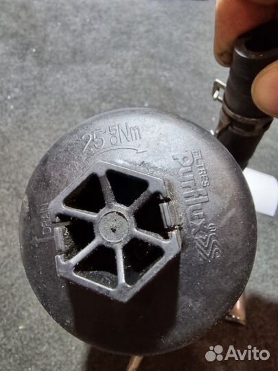 Теплообменник масляный Ford Galaxy 2.0 qxwb 2007