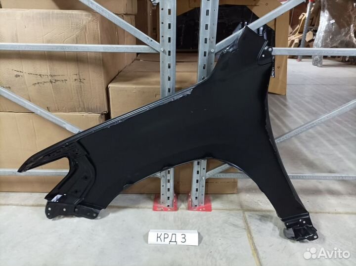 Правое крыло на Land Cruiser 200