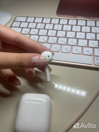 Наушники apple airpods 1 левый и кейс