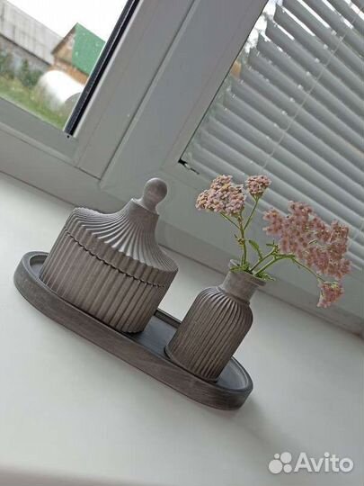 Шкатулка и поднос